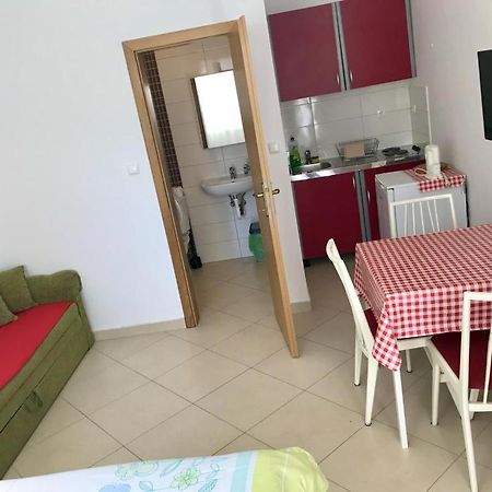 Apartment Ally Цриквениця Екстер'єр фото